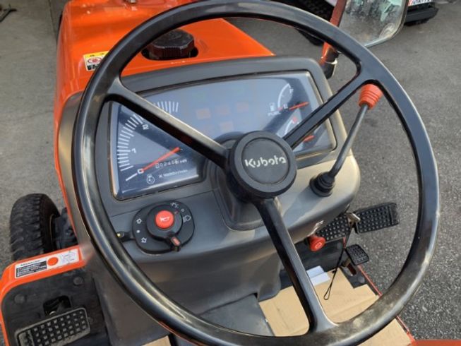 トラクター GB110DA5 写真４